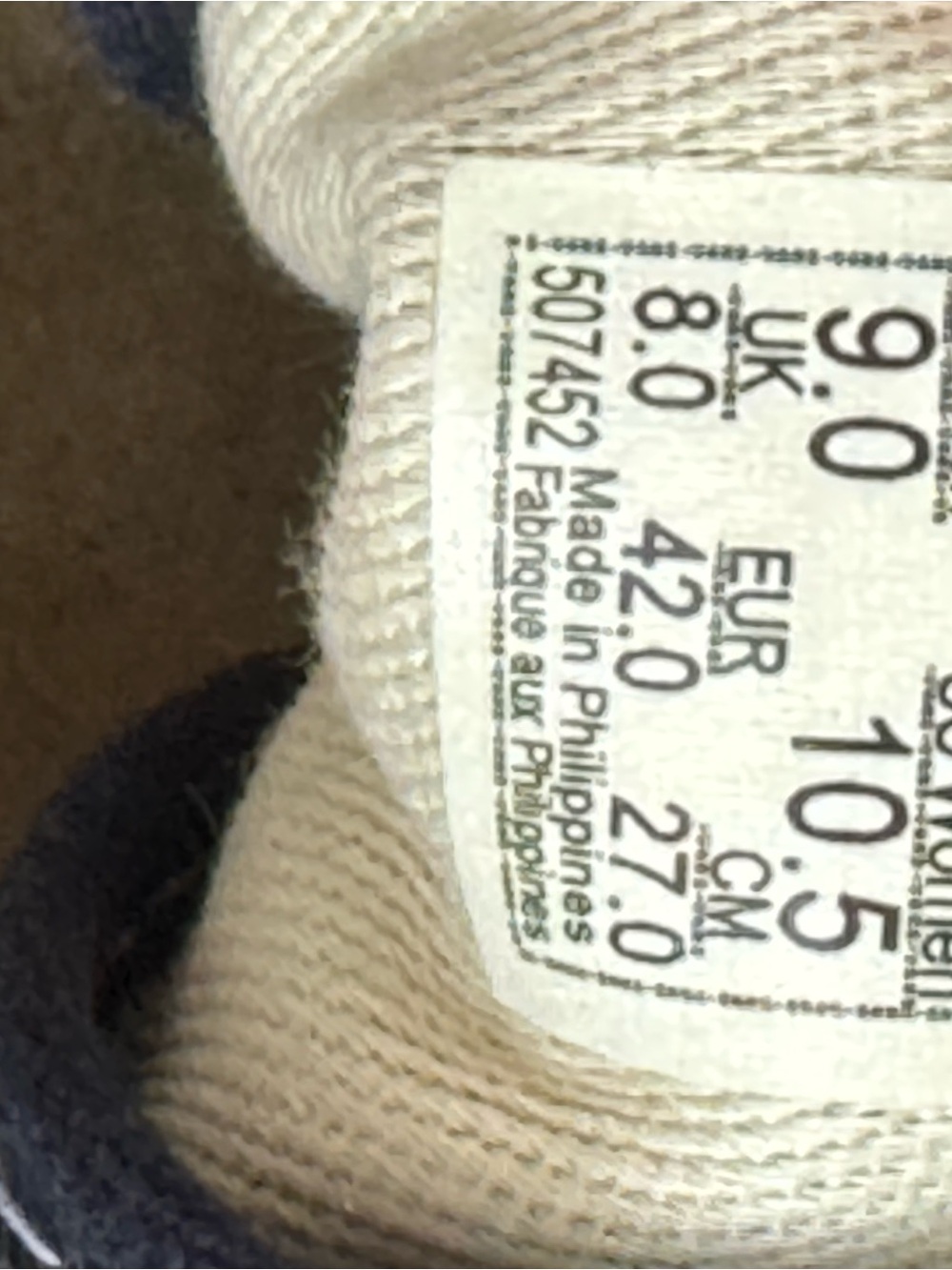 Vans Men’s 9 Low-Top Canvas Sneakers - Navy w White Laces. (Women 10.5) - Picture 4 of 6